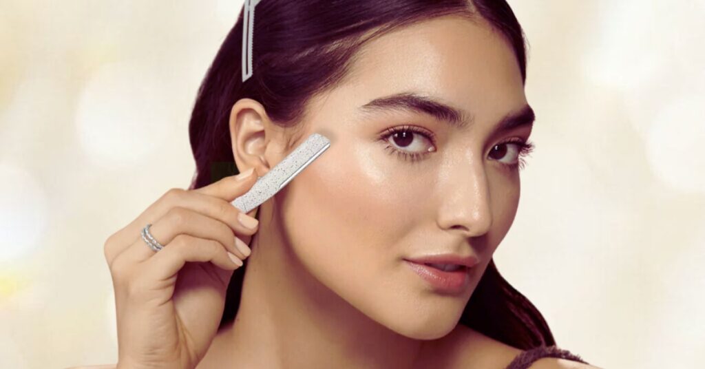 Read more about the article Dermaplaning at Home: Is It Safe and Effective?